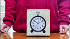Vintage Wecker mit leisem Quarzwerk und Kupferdetails