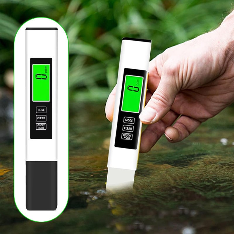 Wasserqualitätstester 4-in-1 mit Titan-Sonde