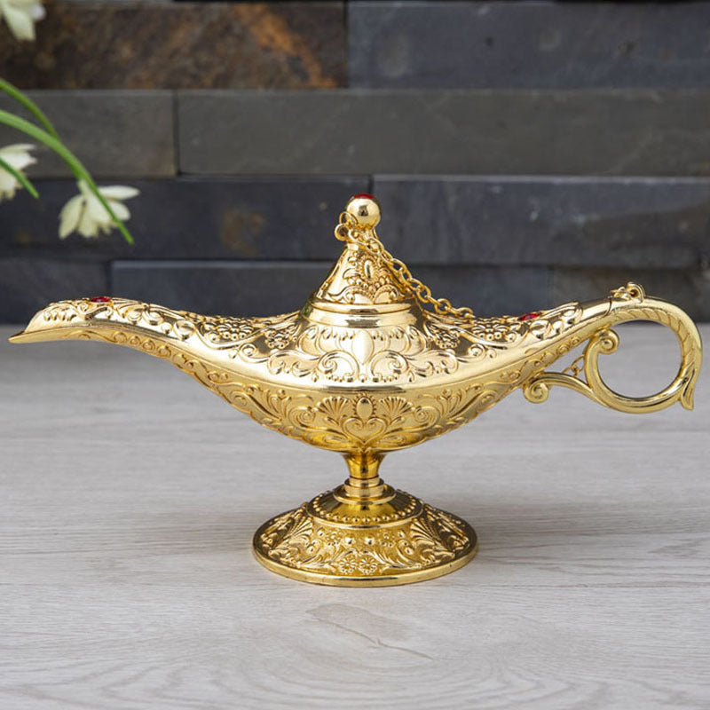 Aladdin Wunderlampe mit orientalischen Verzierungen