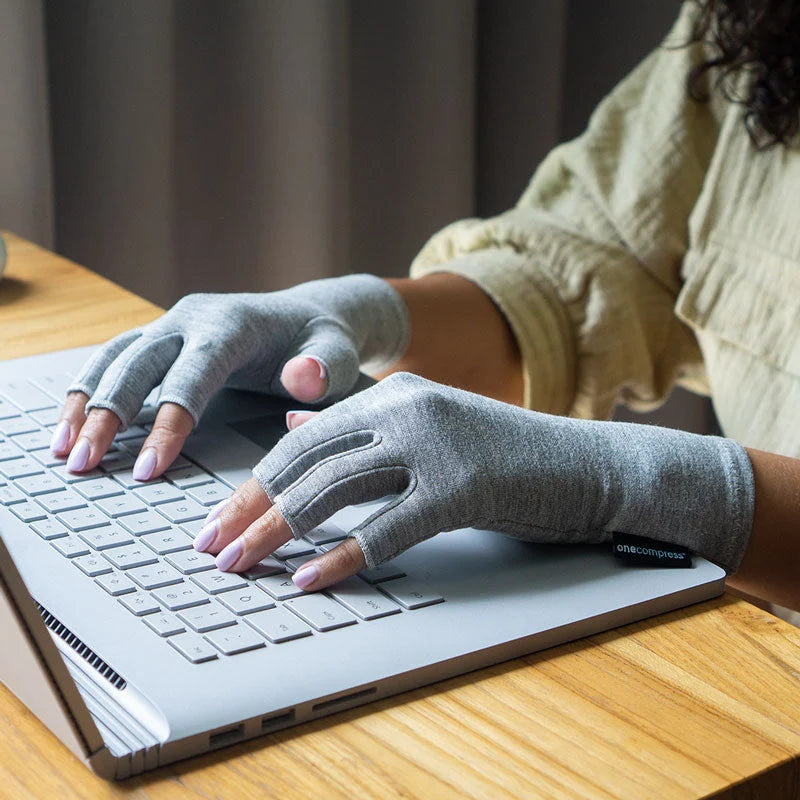 Kompressionshandschuhe mit offenen Fingerspitzen, atmungsaktiv für Alltag und Arbeit