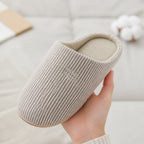 Winterpantoffeln für Damen mit offener Ferse, flauschig und rutschhemmende Sohle fürs Haus
