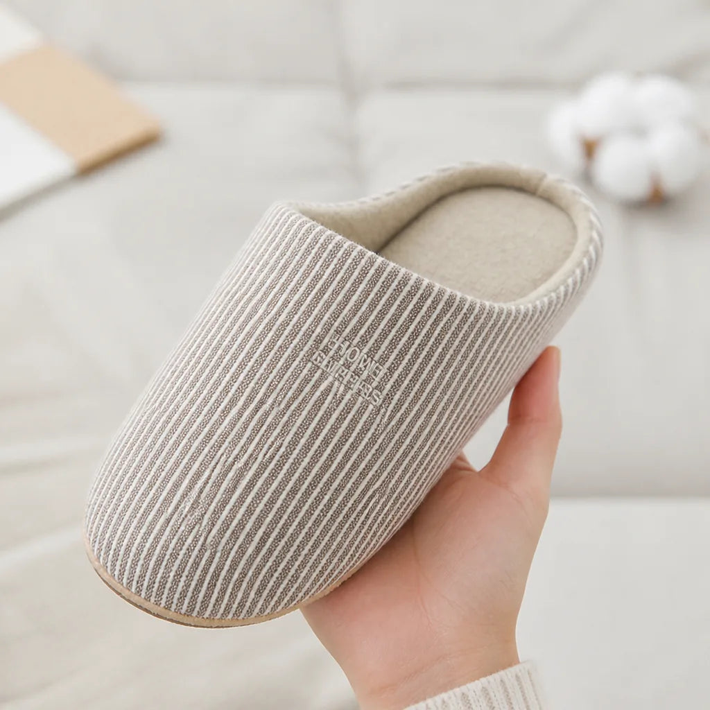 Winterpantoffeln für Damen mit offener Ferse, flauschig und rutschhemmende Sohle fürs Haus