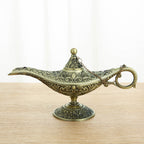 Aladdin Wunderlampe mit orientalischen Verzierungen