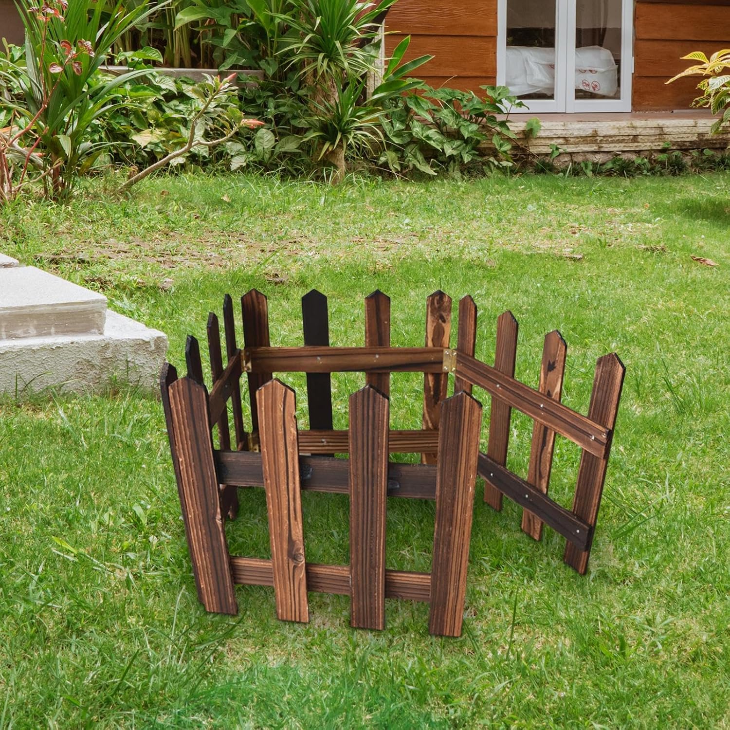 Holzzaun für Garten – Natürlich rustikal und wetterfest