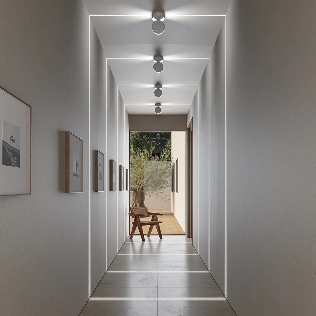 LED-Wandleuchte mit 360° drehbarem Licht und beidseitigem quadratischem Lichteffekt, wasserabweisend