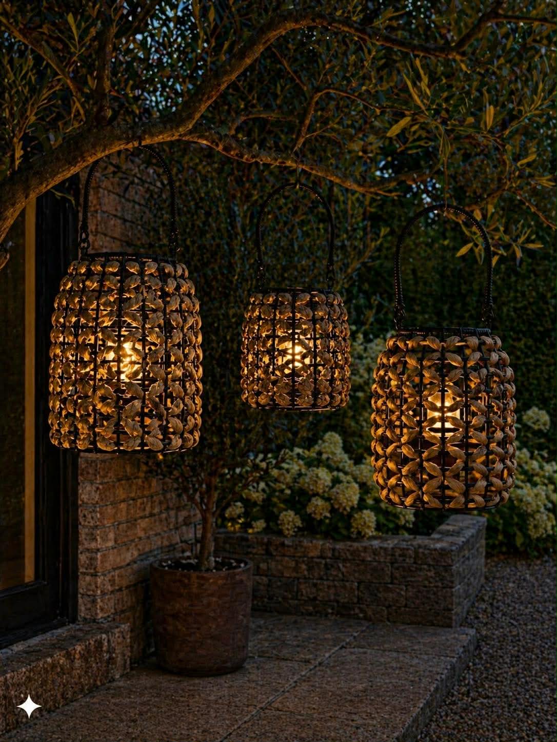 Solar-Laterne aus Wasserhyazinthe mit LED