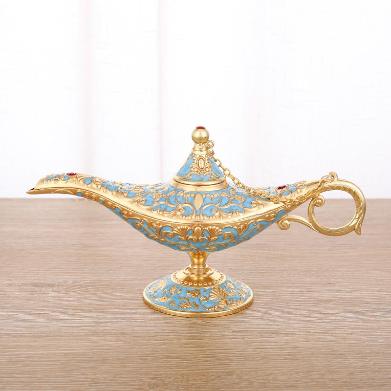 Aladdin Wunderlampe mit orientalischen Verzierungen