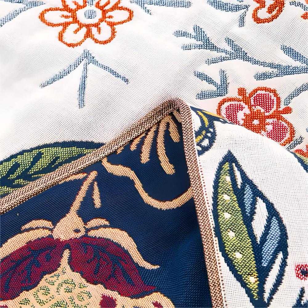 Baumwoll-Handtuch mit floralen Motiven