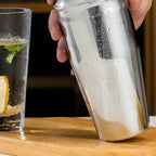 Cocktail-Set aus Edelstahl mit Bambus-Ständer
