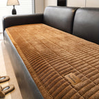 Mikrofaser Sofaschutz – Gesteppt mit Rutschfester Passform