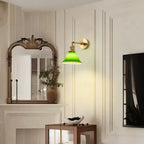 Wandleuchte Vintage Schwenkarm mit grünem Glasschirm