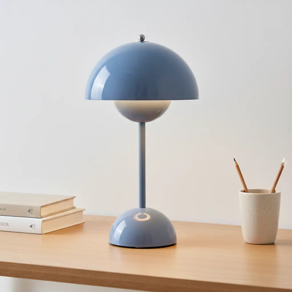 Dimmbare Tischleuchte im skandinavischen Design