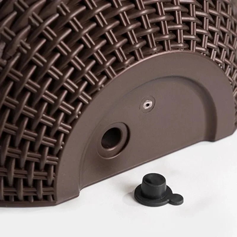 Wandplanzgefäss mit Rattan-Design