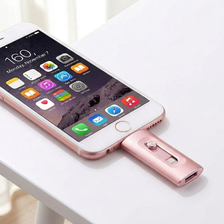 3-in-1 USB-Stick mit Lightning, USB-C und USB 3.0