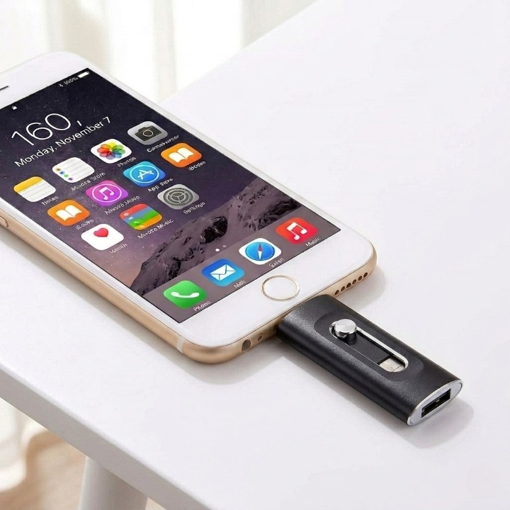 3-in-1 USB-Stick mit Lightning, USB-C und USB 3.0