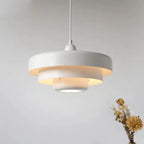 Pendelleuchte aus Metall mit gestuftem Design