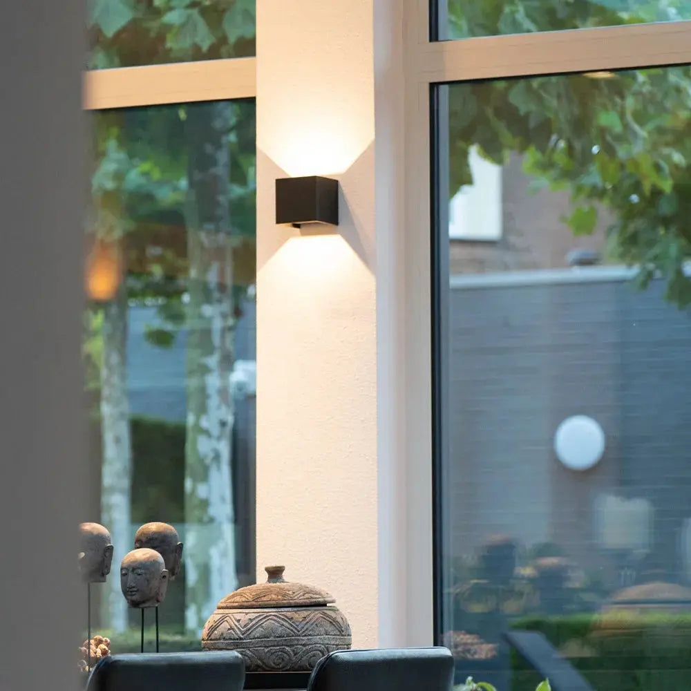 LED-Wandleuchte Würfel Kabellos – Dimmbar und Aufladbar