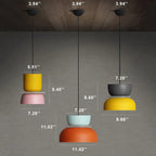 Pendelleuchte aus Metall im skandinavischen Design