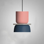 Pendelleuchte aus Metall im skandinavischen Design
