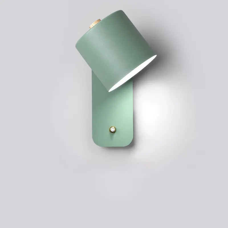 LED-Wandleuchte mit integriertem Schalter