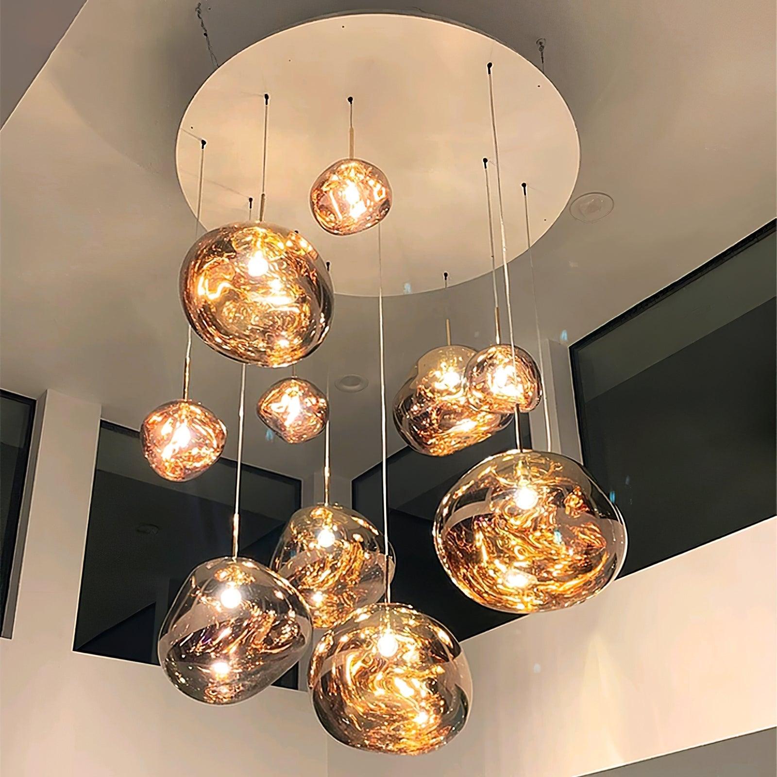 Pendelleuchte mit Lava-Glasschirm