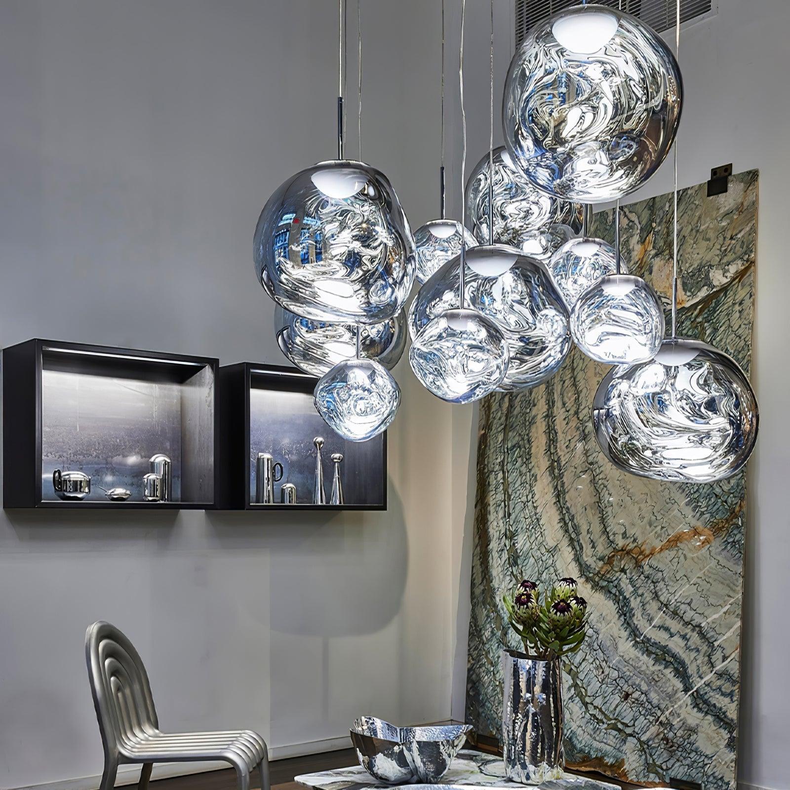 Pendelleuchte mit Lava-Glasschirm