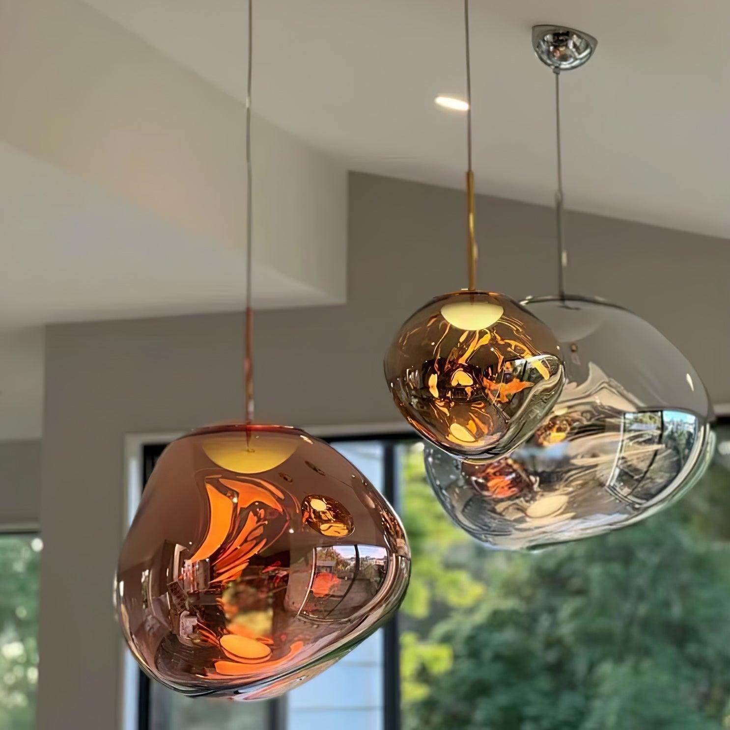 Pendelleuchte mit Lava-Glasschirm