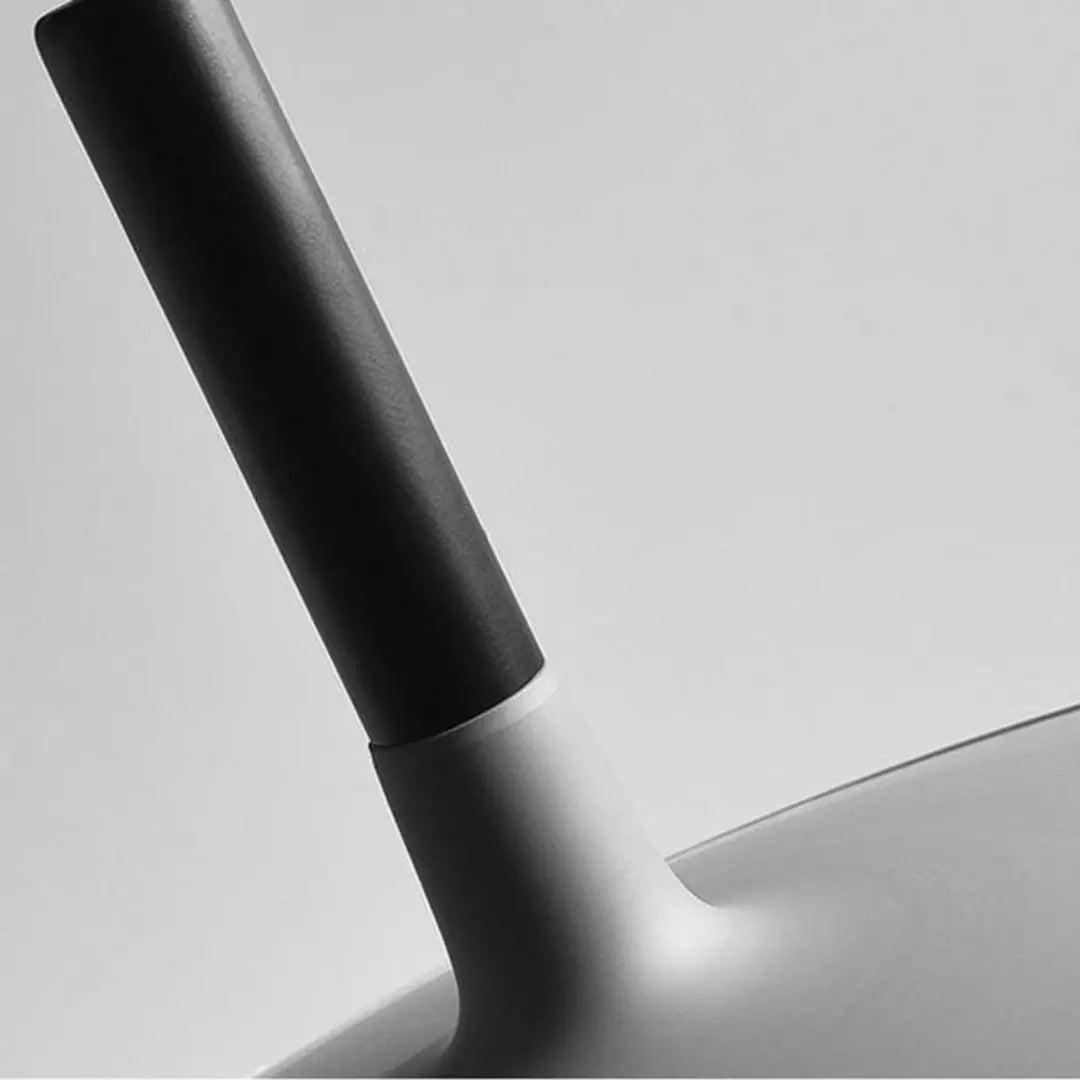 Minimalistische LED-Hängeleuchte aus Metall – Höhenverstellbar