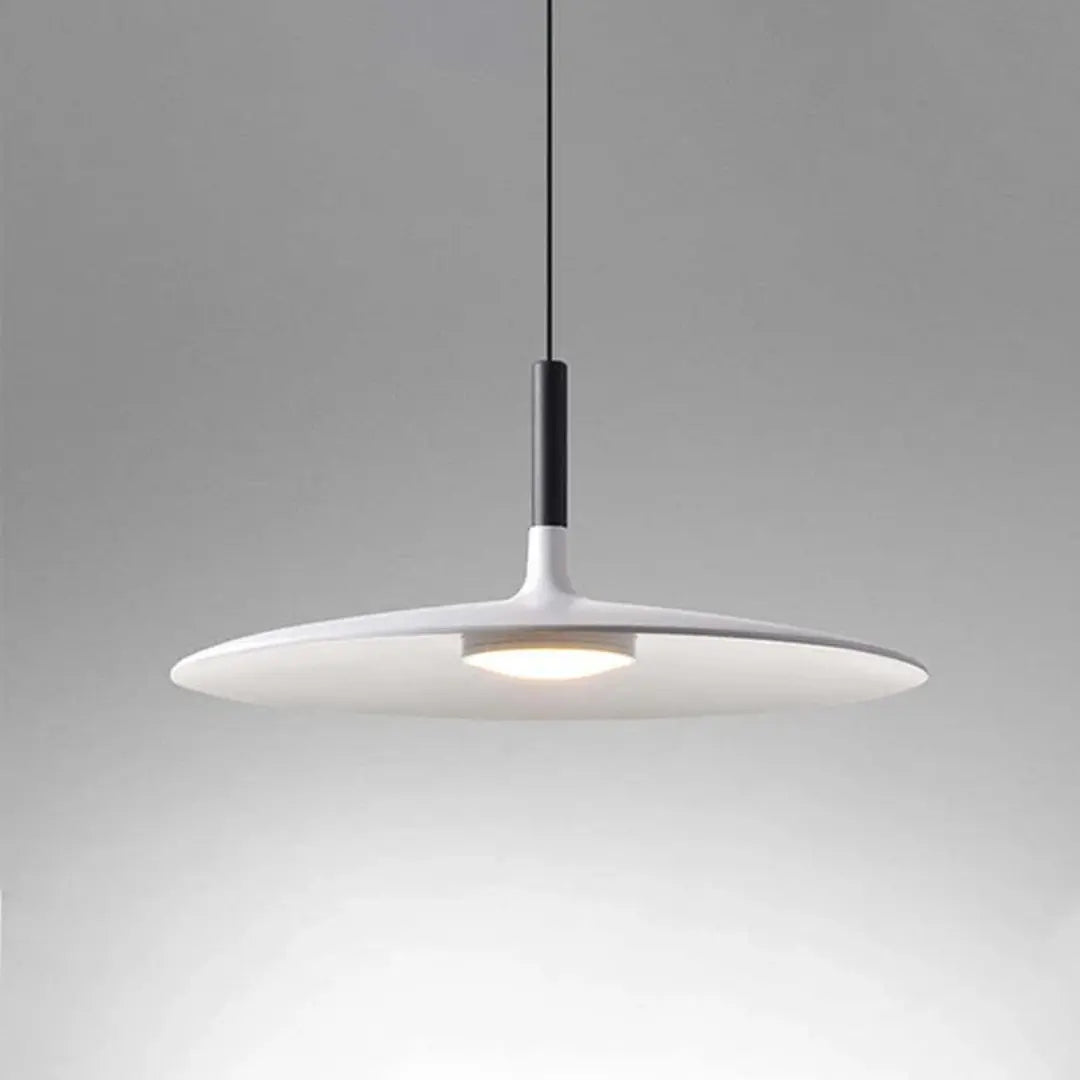 Minimalistische LED-Hängeleuchte aus Metall – Höhenverstellbar