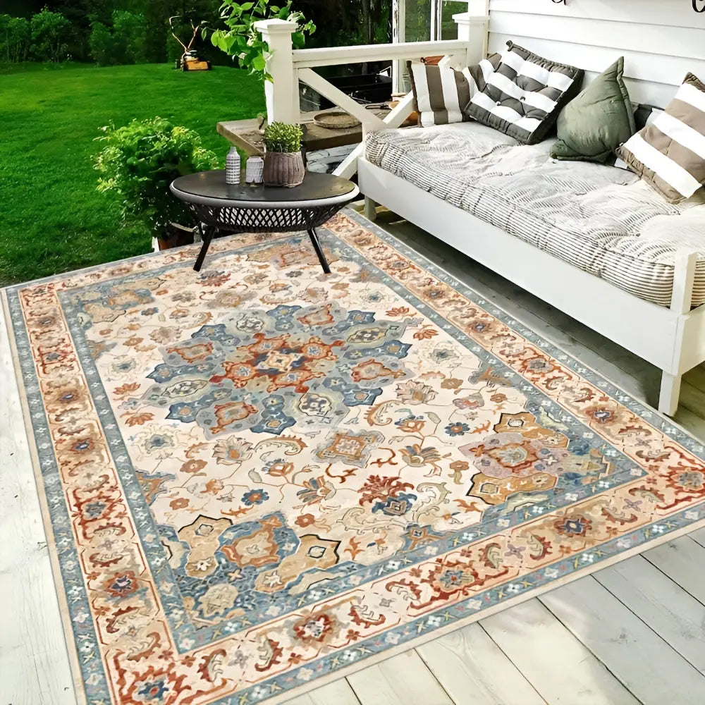 Outdoor-Teppich mit Orientalischem Muster – Rutschfest