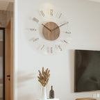 Wanduhr aus Holz mit geräuschlosem Uhrwerk