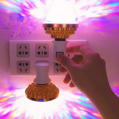 RGB Strobe LED Rotierende Glühbirne – Erschaffen Sie eine Partyatmosphäre mit bunten Lichtern!