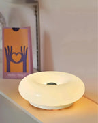 LED-Tischleuchte im Donut-Design – Orange und Weiß