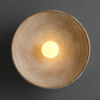 Wandleuchte aus Glas und Kunstharz – Runde Wabi-Sabi-Form
