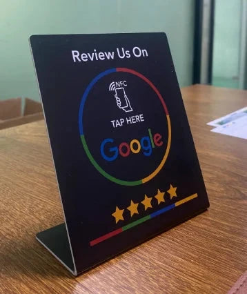 NFC Google Bewertungsaufsteller für Empfang und Tresen