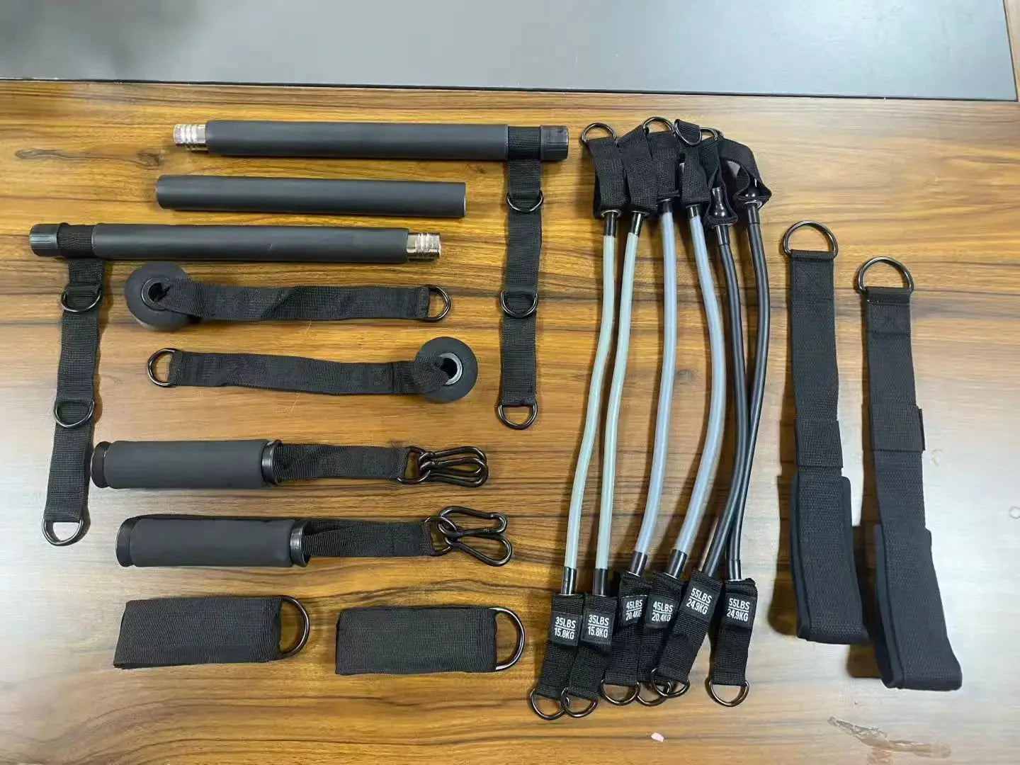Widerstandsband-Trainingsset mit modularer Stange