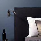 Wandleselampe mit flexiblem Schwanenhals und LED-Dimmer