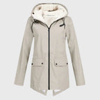 Wasserdichte Regenjacke mit verstellbarer Kapuze