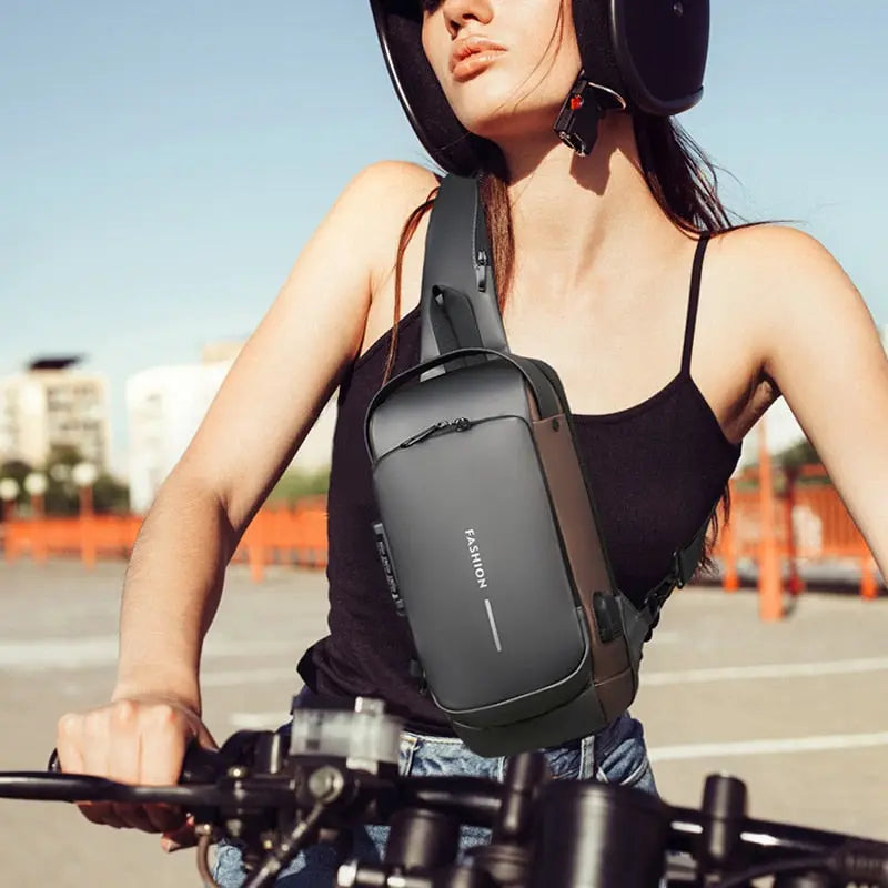 Schnittfester Sicherheitsrucksack mit USB-Ladeanschluss