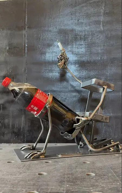 Whiskey-Flaschenhalter aus Stahl im Zündkerzenstil