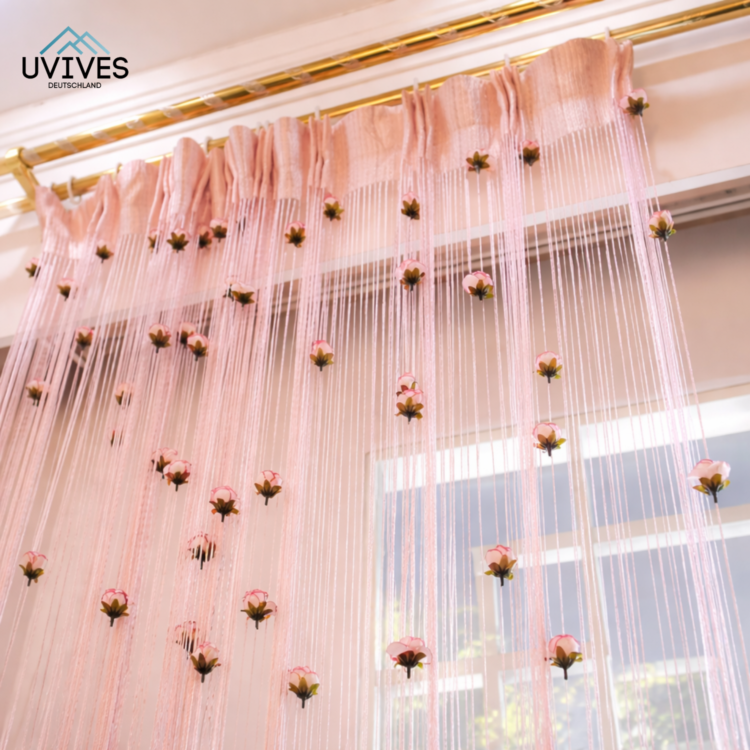 Elegante Vorhänge mit Rosen-Design für Privatsphäre
