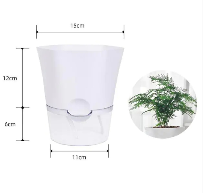 Selbstbewässernder Blumentopf mit integriertem Wassertank