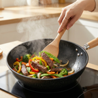 Keramik-Wok mit flachem Boden und Edelstahldeckel