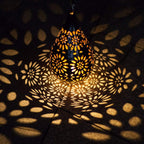 Solar-Gartenlaterne mit Schattenmustern – Tropfenform
