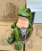 Solar-Gartenfigur Frosch auf Schaukelstuhl mit LED-Beleuchtung