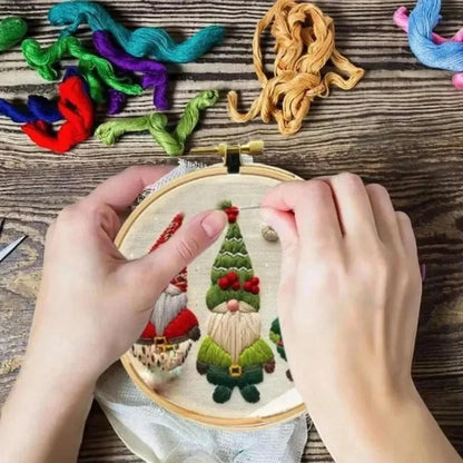Weihnachtswichtel-Stickset – Einsteigerfreundliches DIY-Weihnachtsprojekt für Baumschmuck & Dekoration
