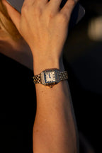 Vintage Luxe Armbanduhr mit Edelstahlgehäuse
