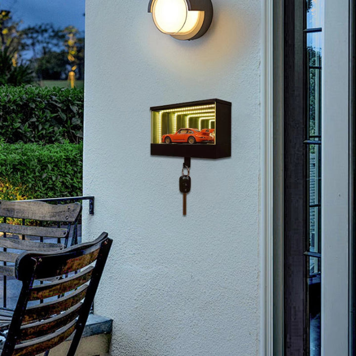 Infinity-Garage Schlüsselhalter mit LED-Spiegeleffekt