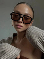 Sonnenbrille mit UV-Schutz – Quadratisches Gestell aus Kunststoff