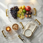 Serviertablett-Set mit Kristallmuster und goldenen Griffen